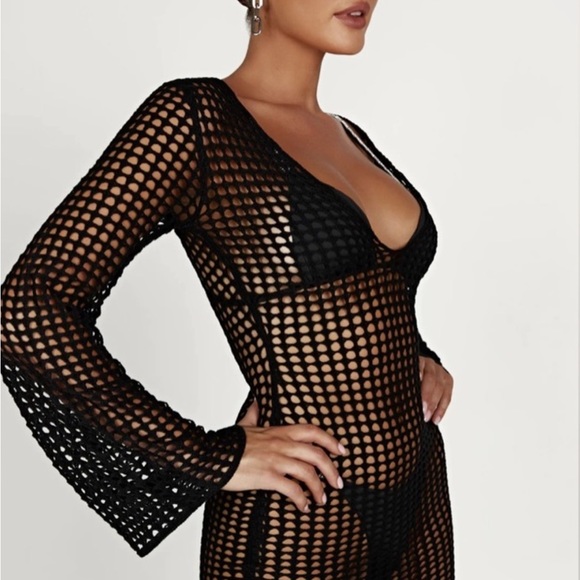 MESHKI - Murphy Long Sleeve Crochet Dress Swim Cover-up - Black / XS - Picture 3 of 5